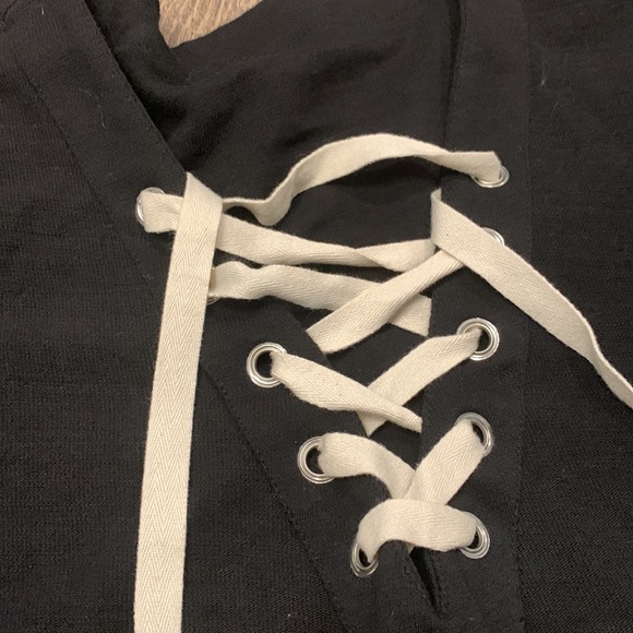 black poncho - Picture 2 of 2